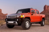 HUMMER H3T Pickup Side