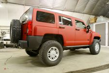 Hummer H3 Flat Red Alpha