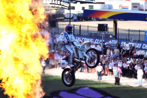 Robbie Knievel HUMMER Texas Jump