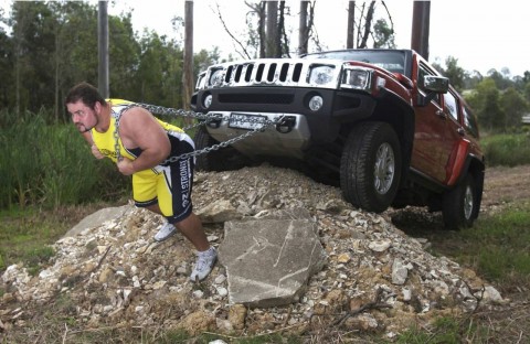 HUMMER H2 Strongman