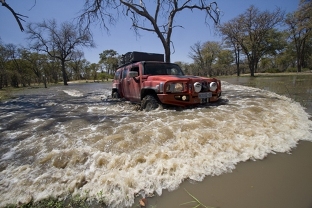 HUMMER Africa Water