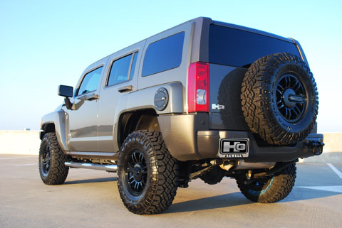 2009 HUMMER H3 Goodyear Duratrac Black Wheels Rear