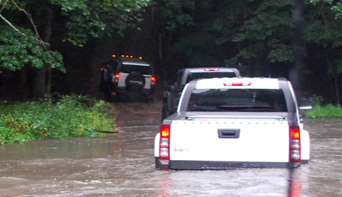 HUMMER H3T Deep Water